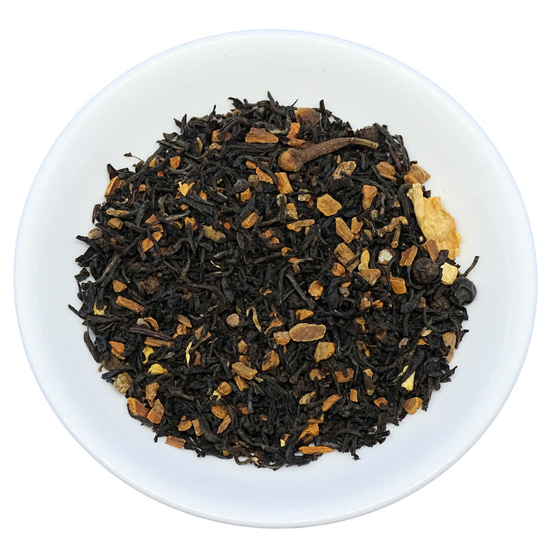 Tè nero della piantagione Banaspaty con cannella, cardamomo, pepe nero, chiodi di garofano, zenzero.